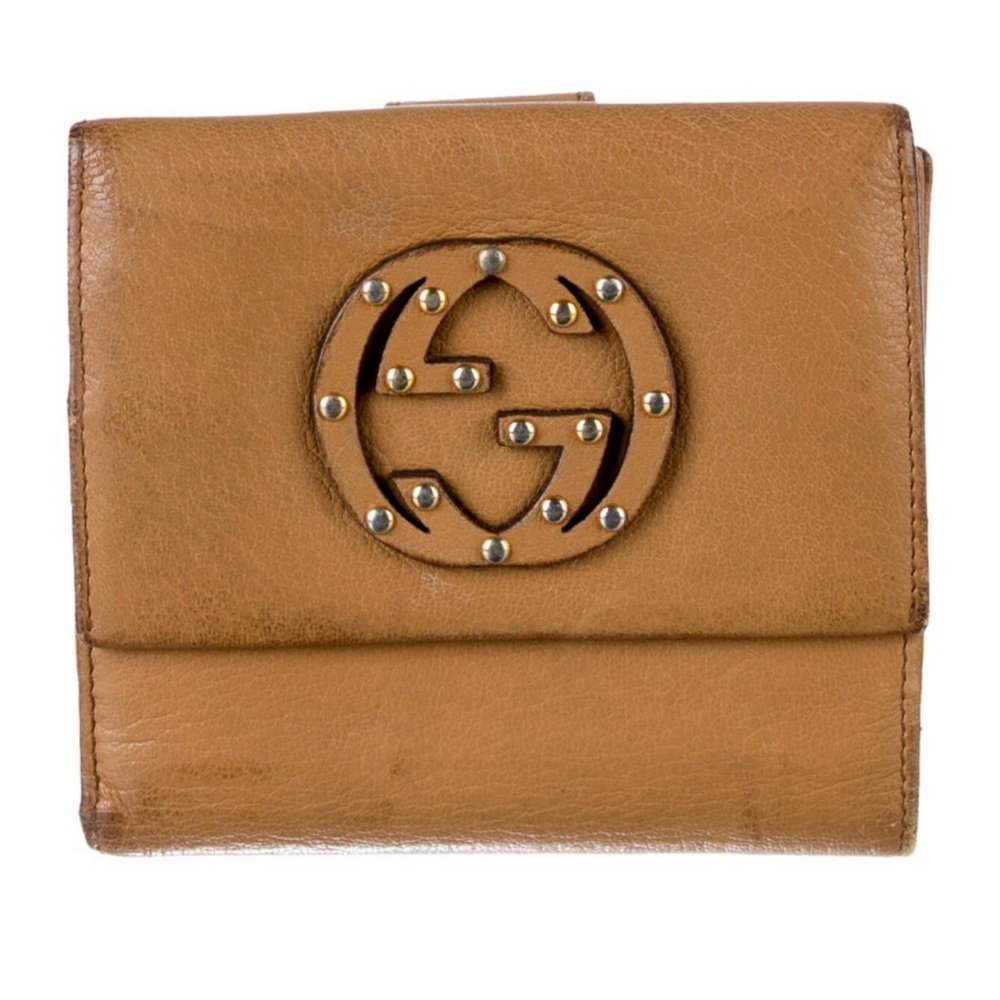 Gucci tan wallet